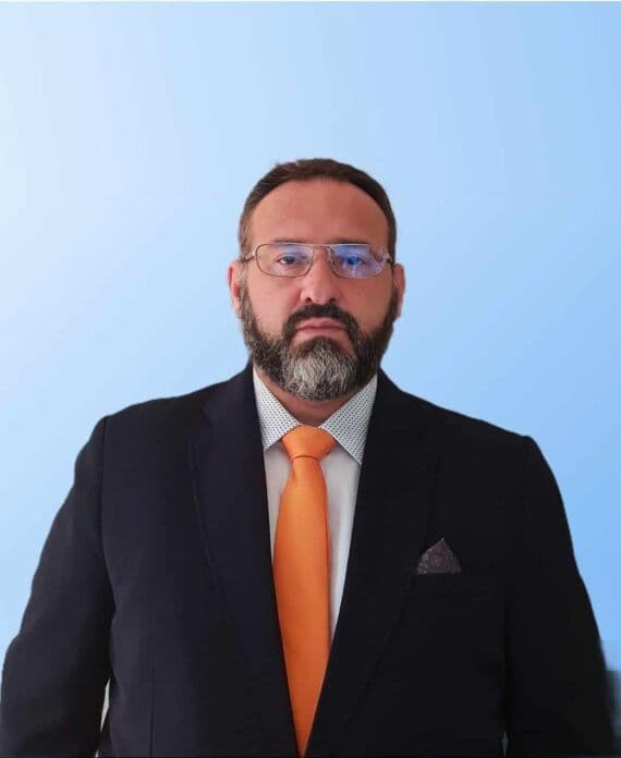 committee member photo